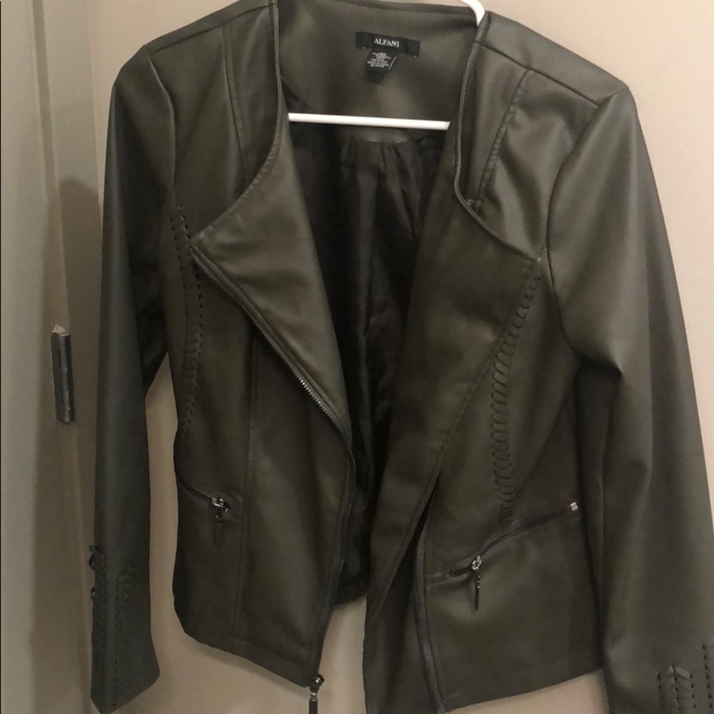 ALFANI green leather jacket